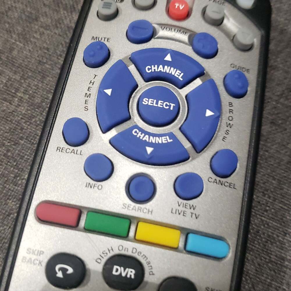 Dish Network 21.1 IR/UHF Pro Remote Control - Picture 3 of 4
